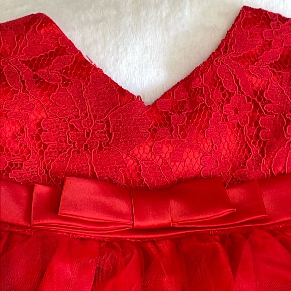 Beautiful Red Dress with lace & Bows, Size 3 Months - Picture 6 of 10